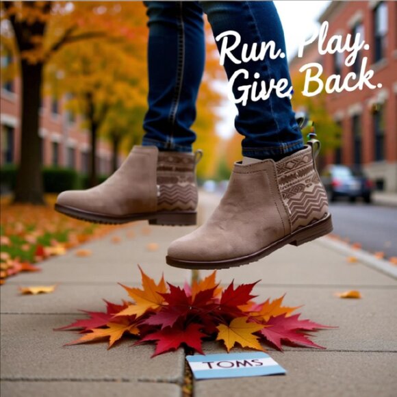 NIB Toms Deia Suede Ankle Boots Youth Size 5.5 MSRP $70 - Picture 3 of 15